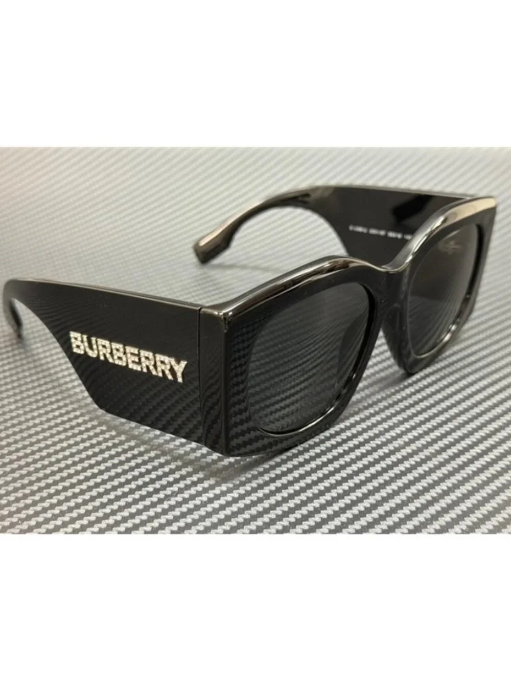 Burberry new tags